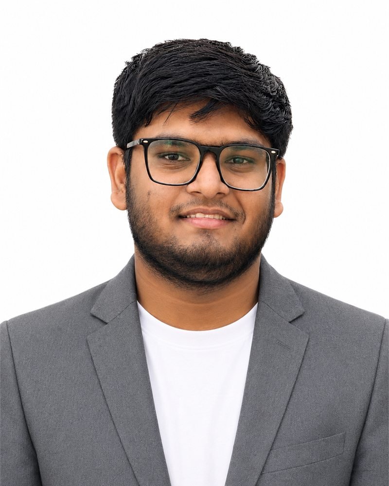 Daksh Pesivadiya, Co-Founder and Head of Engineering